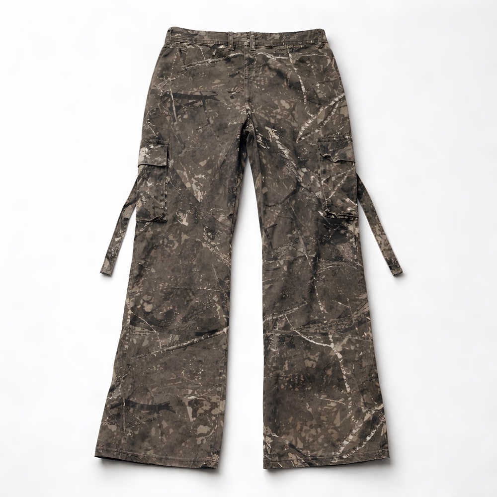 Women's Disclosure Camouflage Wide Leg Cargo Pants size 7 - Picture 2 of 9
